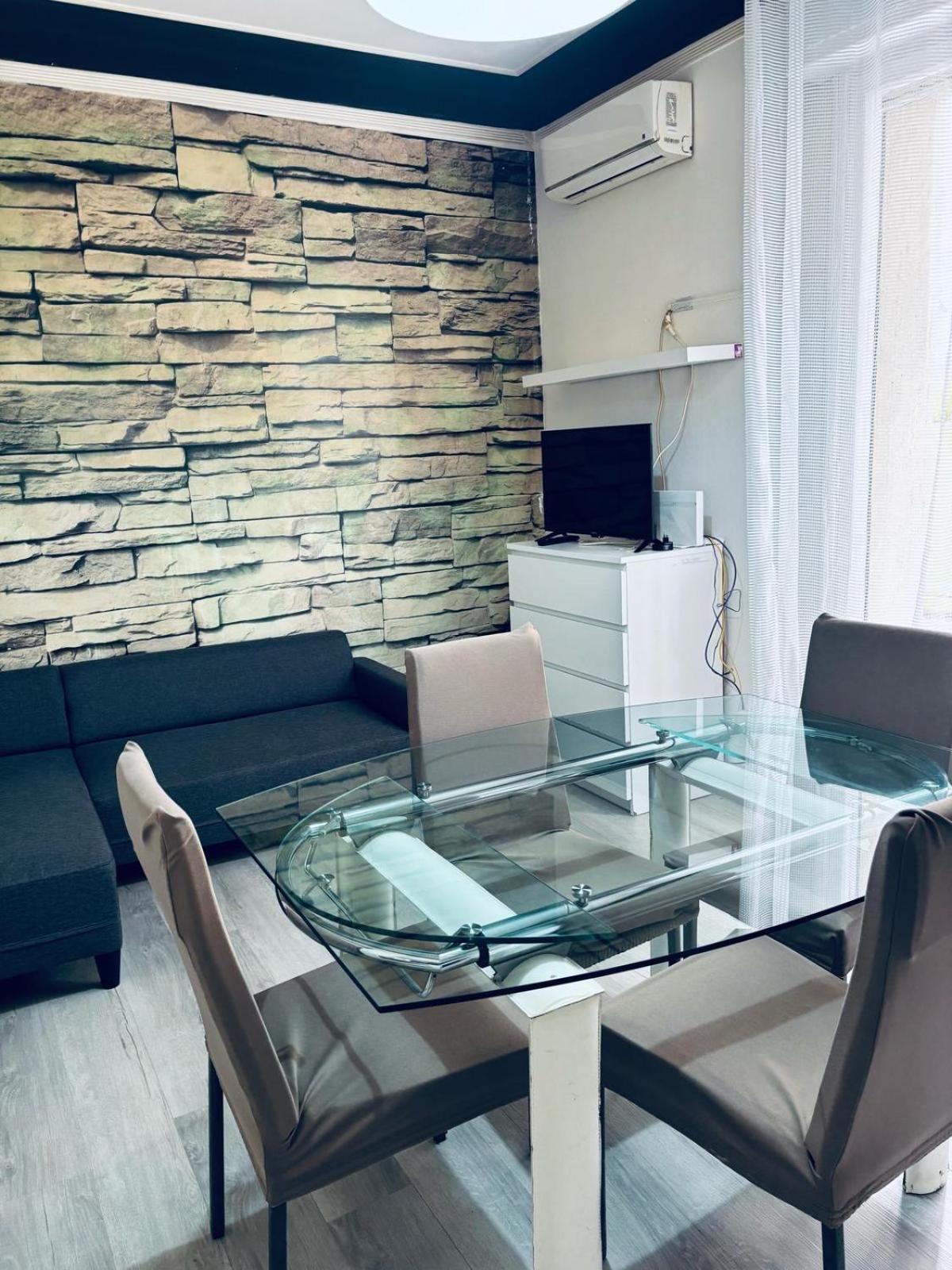 Brown Apartment Sanremo Esterno foto