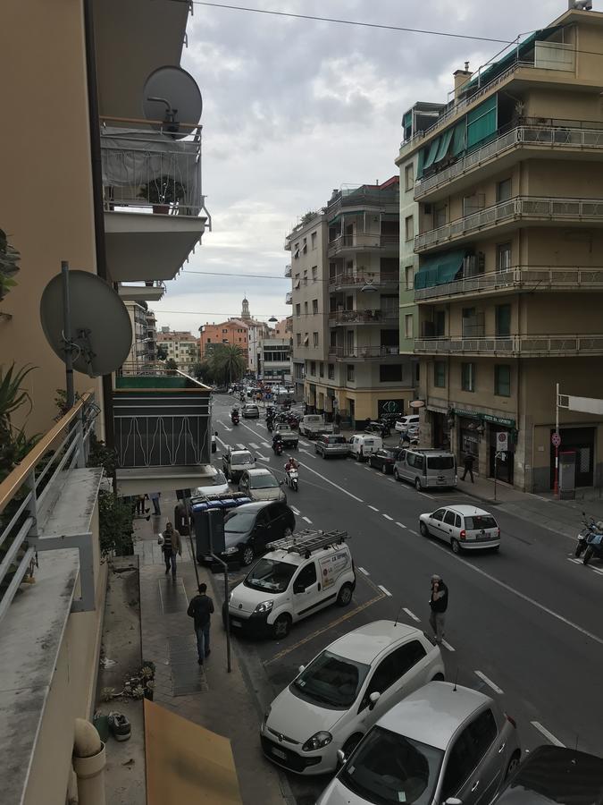 Brown Apartment Sanremo Esterno foto