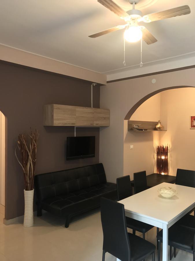 Brown Apartment Sanremo Esterno foto